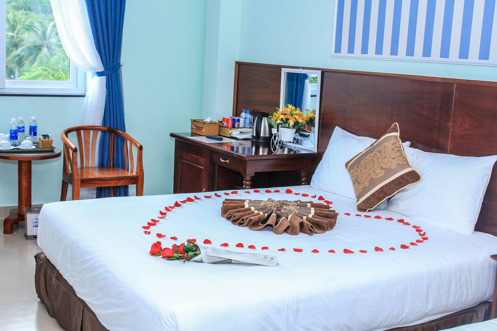 L&M Phu Quoc Hotel Buitenkant foto